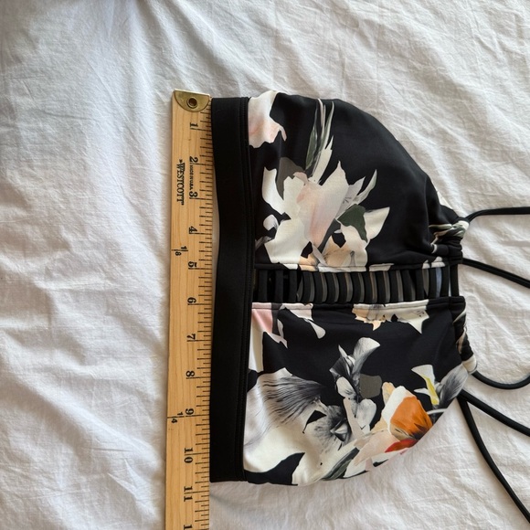 Athleta Strappy Floral Bikini Top, Size S - Picture 5 of 5
